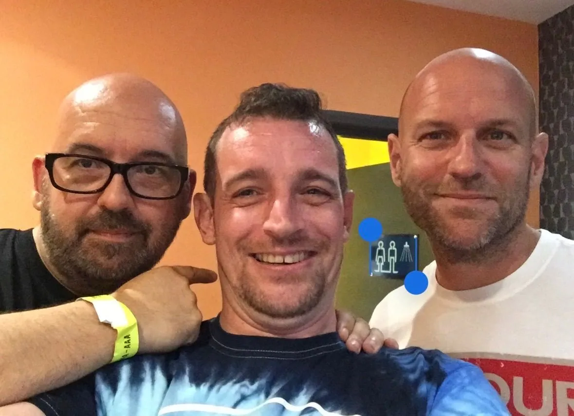 Carl Nicholson taking a quick selfie with Amo and Andy from The Tidy Boys